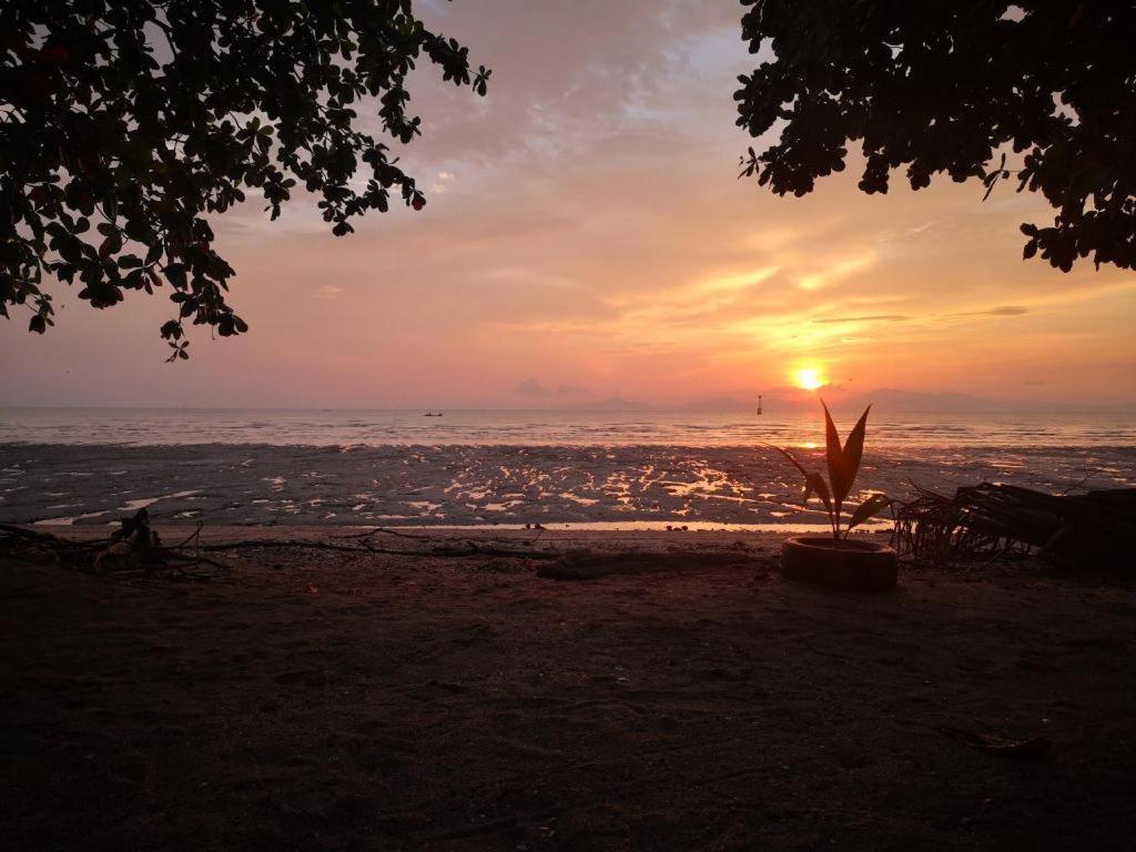 Putra Brasmana Hotel Kuala Perlis Εξωτερικό φωτογραφία