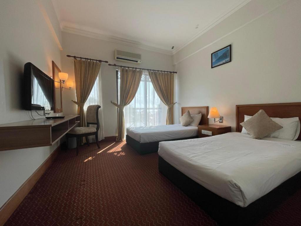 Putra Brasmana Hotel Kuala Perlis Εξωτερικό φωτογραφία