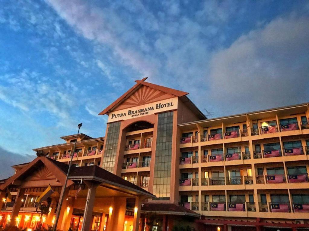 Putra Brasmana Hotel Kuala Perlis Εξωτερικό φωτογραφία